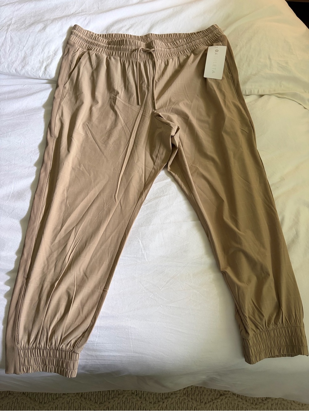 Athleta Women’s Camden Featherweight Stretch Joggers in Brownstone Beige-Size 18